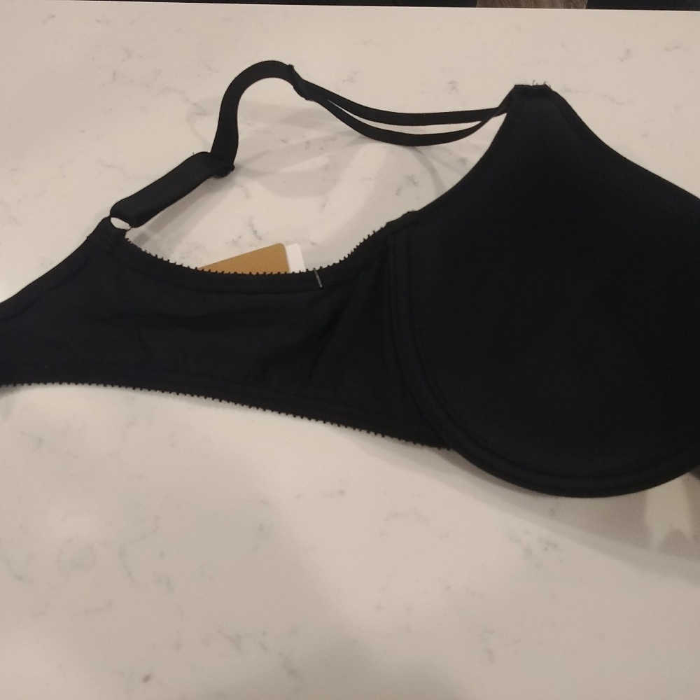 CHANTELLE BASIC INVISIBLE TSHIRT BLACK BRA - Picture 6 of 8